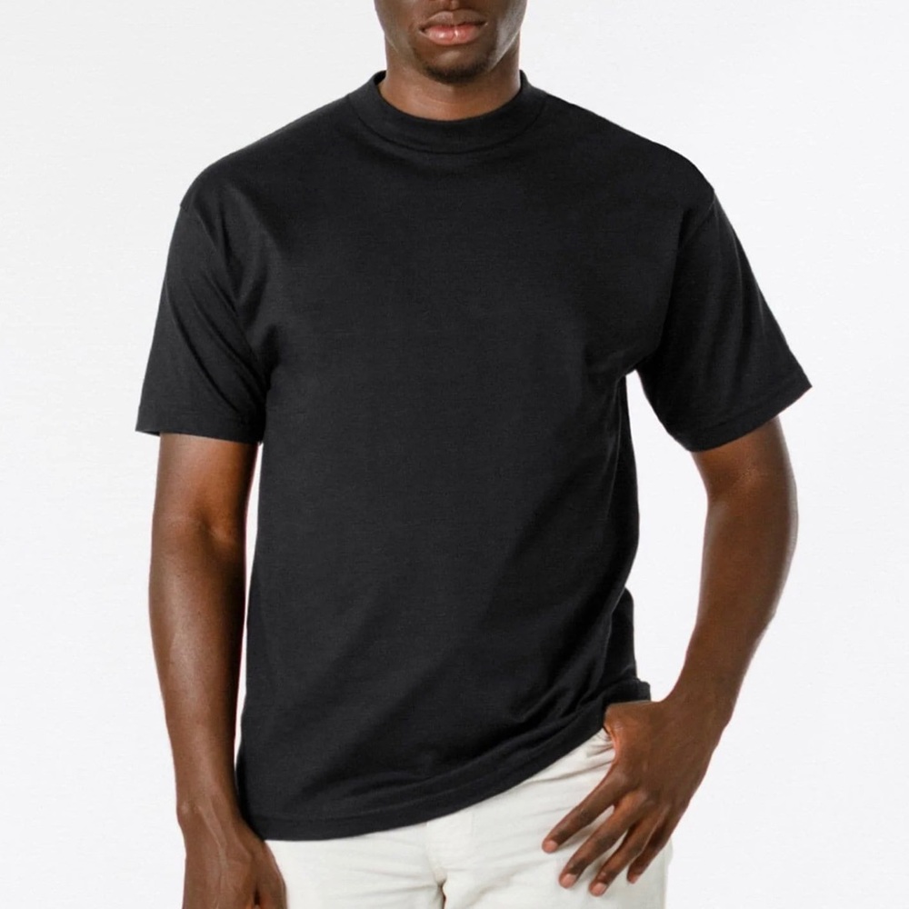 NWOT Essential tShirt